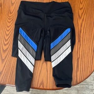 Full length leggings with blue mesh stripes